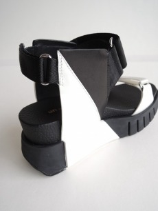 UNITED NUDE【ユナイテッドヌード】正規取り扱い店、通販可能 ON